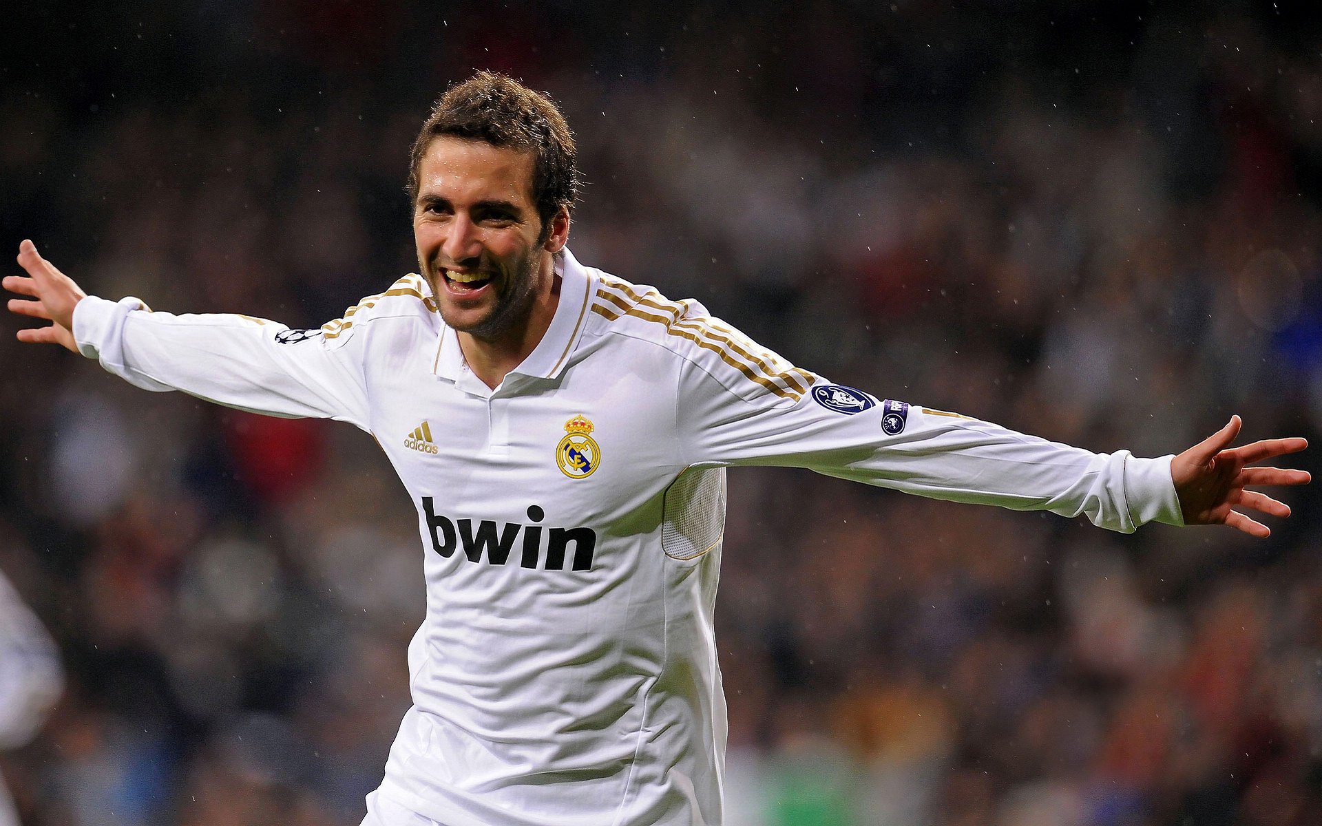 罗德里戈数据全面爆炸，中国巅峰对决如何决胜那不勒斯？