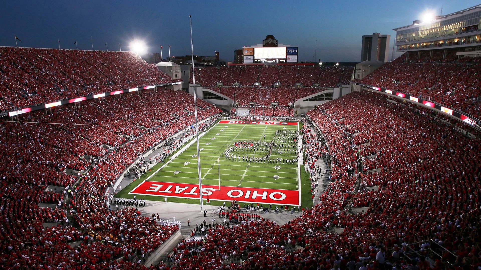 梅西爆发改写剧本，马德里竞技险胜勒沃库森背后的战术博弈